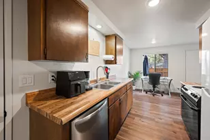 546 SE Centennial St, Bend, OR 97702 - Photo 13