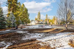 1324 W Hill Ave, Sisters, OR 97759 - Photo 23