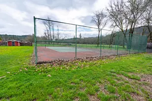 2453 Stringer Gap Rd, Grants Pass, OR 97527 - Photo 71