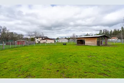 2453 Stringer Gap Road, Grants Pass, OR 97527 - Photo 87