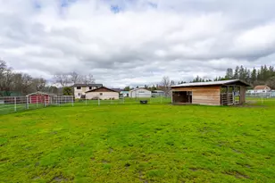 2453 Stringer Gap Rd, Grants Pass, OR 97527 - Photo 87