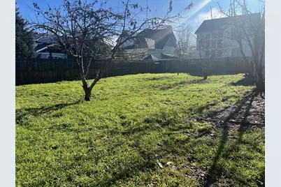 410 N 8th Street, Jacksonville, OR 97530 - Photo 9