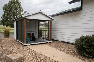 66505 Gerking Market Rd, Bend, OR 97703 - Photo 27