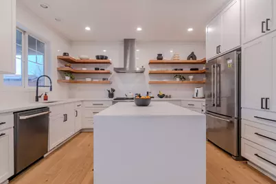 2693 Kerrisdale Ridge Drive, Medford, OR 97504 - Photo 17