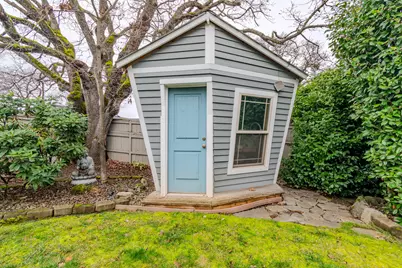 2693 Kerrisdale Ridge Drive, Medford, OR 97504 - Photo 47