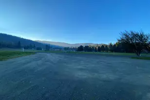 8401 Old Stage Rd, Central Point, OR 97502 - Photo 41