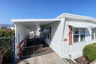 8401 Old Stage Rd, Central Point, OR 97502 - Photo 3