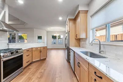 839 St Andrews Way, Eagle Point, OR 97524 - Photo 7