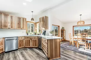 69975 Holmes Rd, Sisters, OR 97759 - Photo 13