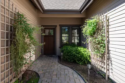 19085 NW Mt Hood Place, Bend, OR 97703 - Photo 3