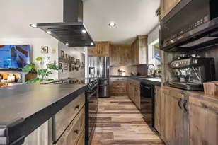 65333 Kiowa Dr, Bend, OR 97703 - Photo 11