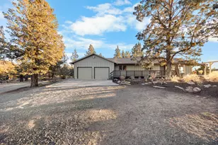 65333 Kiowa Dr, Bend, OR 97703 - Photo 3