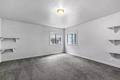 420 Crystal Springs Road, Grants Pass, OR 97527 - Photo 17