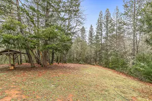 420 Crystal Springs Rd, Grants Pass, OR 97527 - Photo 29