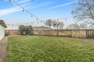 105 Queens Gate Ct, Central Point, OR 97502 - Photo 25