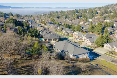 4642 Hathaway Drive Drive, Medford, OR 97504 - Photo 65