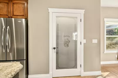 4642 Hathaway Drive Drive, Medford, OR 97504 - Photo 17