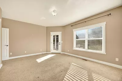 4642 Hathaway Drive Drive, Medford, OR 97504 - Photo 39