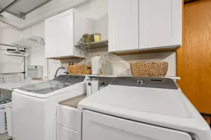 2798 Yvonne Rd, Medford, OR 97504 - Photo 67