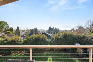 2798 Yvonne Rd, Medford, OR 97504 - Photo 19