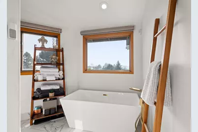 2798 Yvonne Road, Medford, OR 97504 - Photo 19