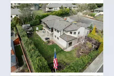 2798 Yvonne Road, Medford, OR 97504 - Photo 1