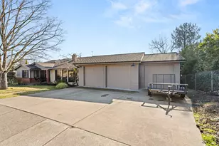 2798 Yvonne Rd, Medford, OR 97504 - Photo 67