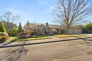 2798 Yvonne Rd, Medford, OR 97504 - Photo 71