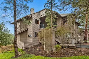 19717 Mount Bachelor Dr, Bend, OR 97702 - Photo 1