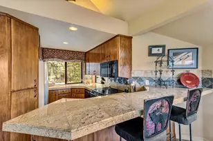 19717 Mount Bachelor Dr, Bend, OR 97702 - Photo 17