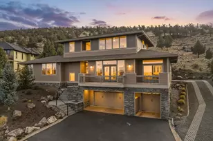 864 Highland View Loop, Redmond, OR 97756 - Photo 1