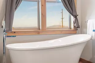 864 Highland View Loop, Redmond, OR 97756 - Photo 47