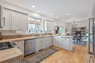 63471 Stacy Ln, Bend, OR 97701 - Photo 13