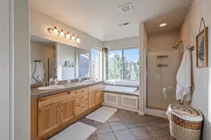 63471 Stacy Ln, Bend, OR 97701 - Photo 19