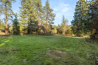 7994 E Evans Creek Road, Rogue River, OR 97537 - Photo 23