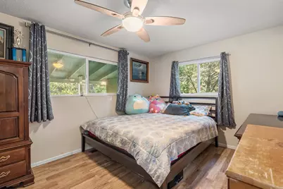 7994 E Evans Creek Road, Rogue River, OR 97537 - Photo 15