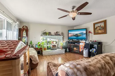 7994 E Evans Creek Road, Rogue River, OR 97537 - Photo 5