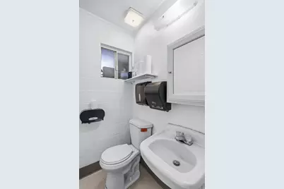 330 Galice Road, Merlin, OR 97532 - Photo 19