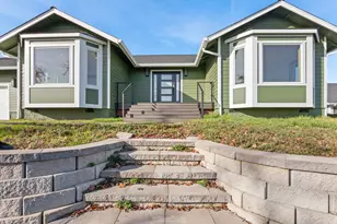 383 Ridgecrest Dr, Roseburg, OR 97471 - Photo 11