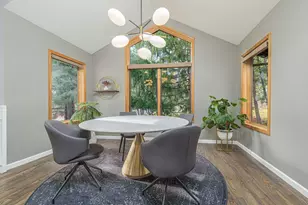 1648 NW Summit Dr, Bend, OR 97703 - Photo 11