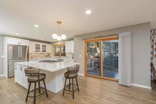 1648 NW Summit Dr, Bend, OR 97703 - Photo 13