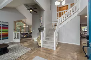 1648 NW Summit Dr, Bend, OR 97703 - Photo 5