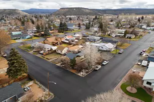 344 SE Elm St, Prineville, OR 97754 - Photo 15