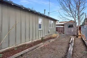 344 SE Elm St, Prineville, OR 97754 - Photo 15