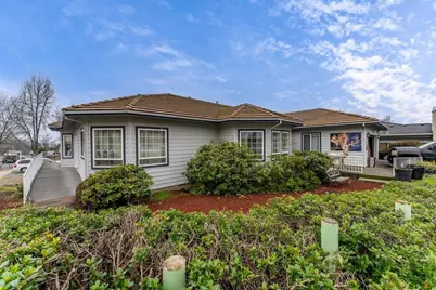 1415 NE Heritage Drive, Grants Pass, OR 97526 - Photo 31