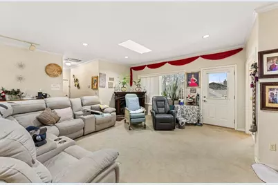 1415 NE Heritage Drive, Grants Pass, OR 97526 - Photo 5