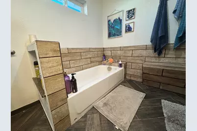 2427 Applegate Avenue, Klamath Falls, OR 97601 - Photo 29