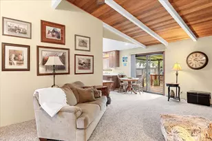 2740 Prescott St, Medford, OR 97504 - Photo 11