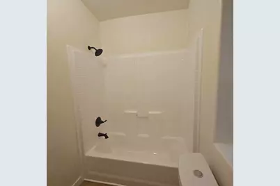 5250 Redwood Avenue, Grants Pass, OR 97527 - Photo 13