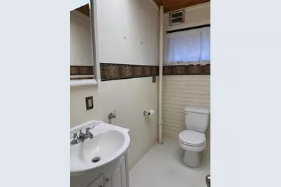 5230 S 6th Street, Klamath Falls, OR 97603 - Photo 17